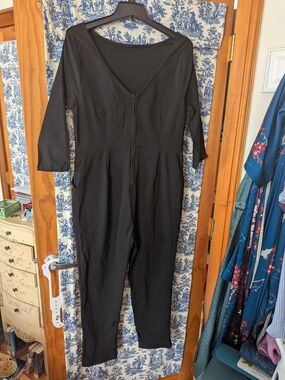 Unique Vintage Black 3/4-Sleeve Boat Neck Jumpsuit